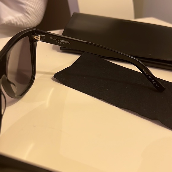 Saint Laurent YSL Flash Lens sunglasses - Picture 10 of 14